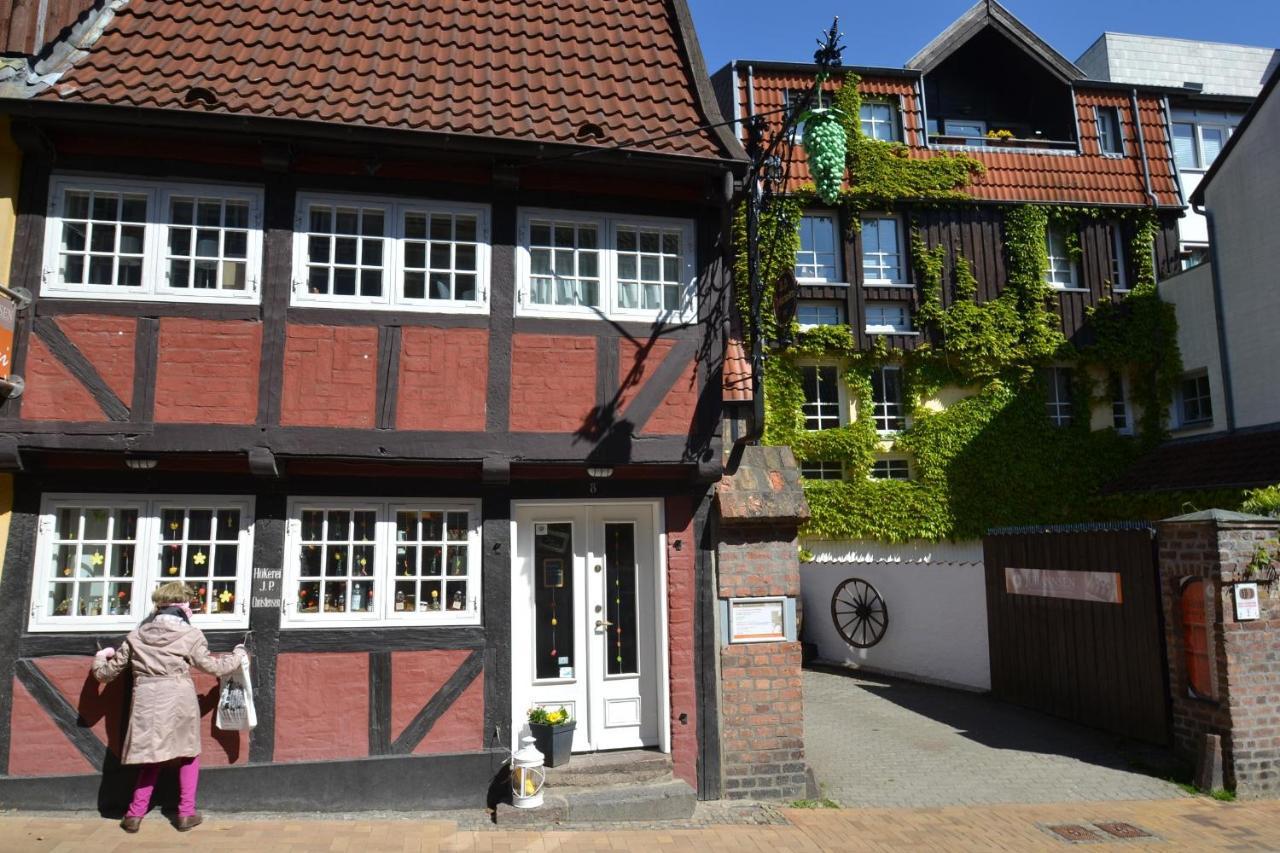 Fewo1846 - Villa Windschief - Uriges Fachwerkhaus Auf 3 Ebenen Mit Garten Im Stadtzentrum Flensburg Eksteriør bilde